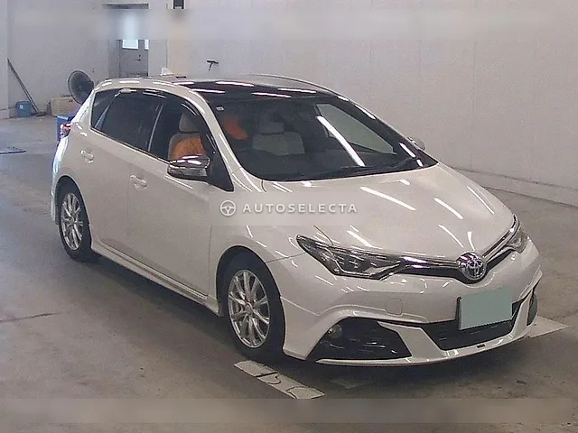Toyota Auris 2017, auction grade 4.5