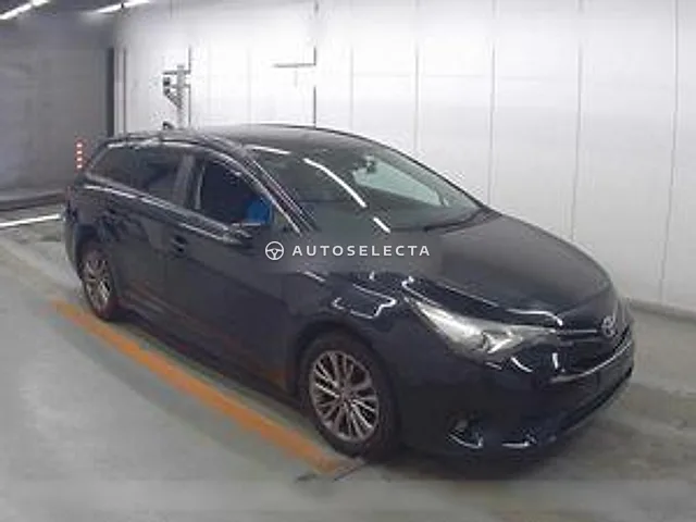 Toyota Avensis Wagon 2016, auction grade 3.5
