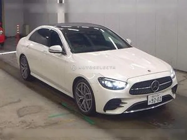 Mercedes-Benz E-Class 2024, auction grade 3.5