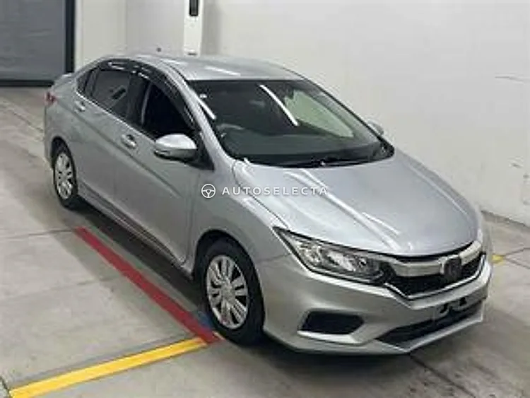 Honda Grace 2019, photo 1 of 1