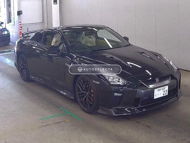Nissan GT-R 2019, auction grade 5