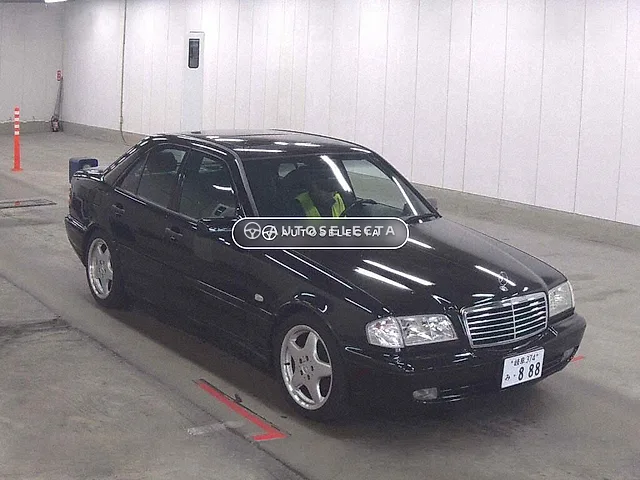 Mercedes-AMG C-Class 1998, auction grade 4