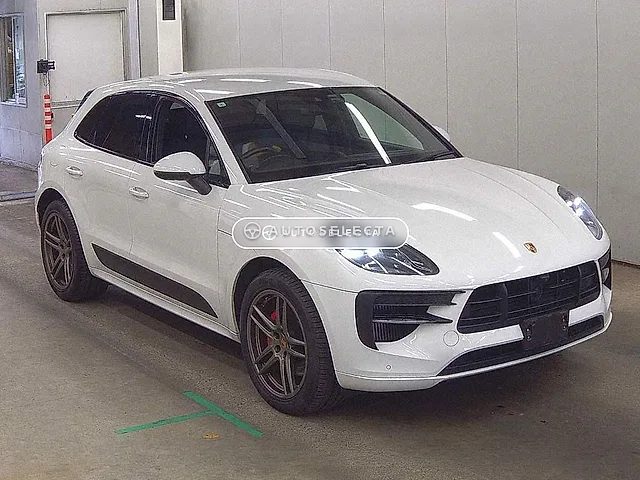Porsche Macan 2021, auction grade 4.5