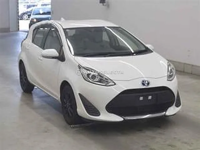 Toyota Aqua 2021, auction grade 4.5