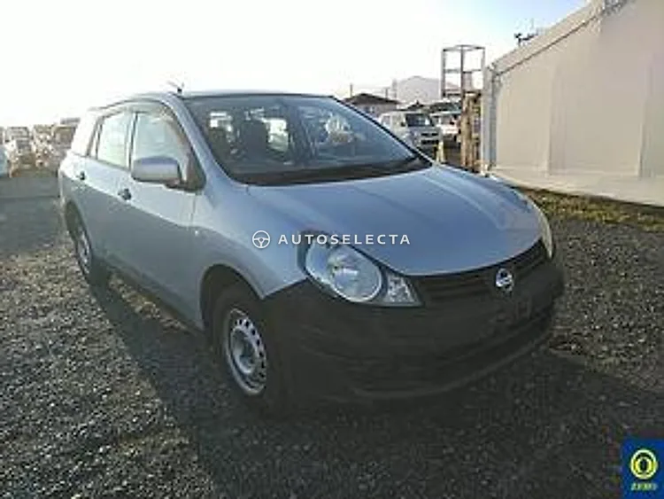 Nissan AD Van 2011, photo 1 of 1