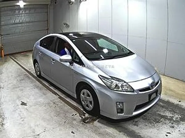 Toyota Prius 2009, auction grade R