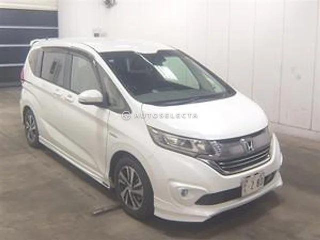 Honda Freed 2017, auction grade 3.5