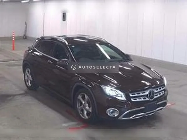 Mercedes-Benz GLA-Class 2017, auction grade 4.5