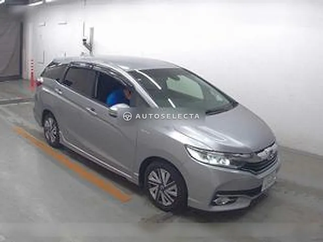 Honda Shuttle 2017, auction grade 4.5