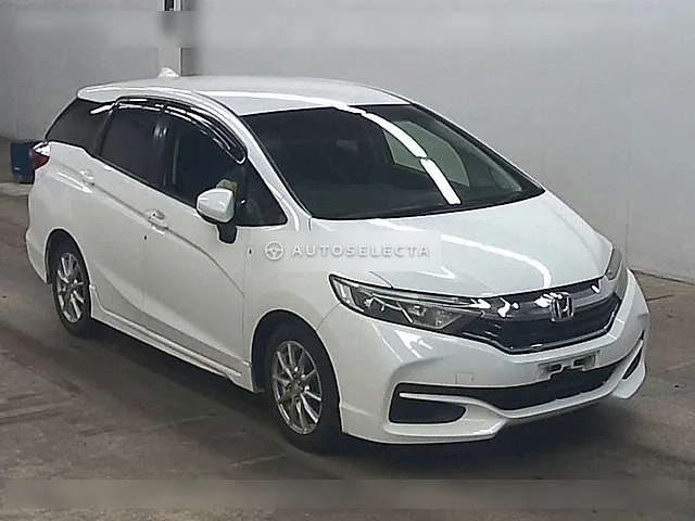 Honda Shuttle 2015, auction grade 3