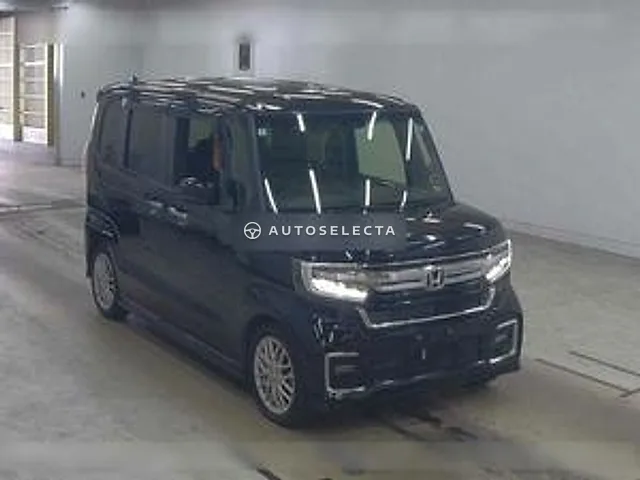 Honda N-BOX Custom 2022, auction grade 4
