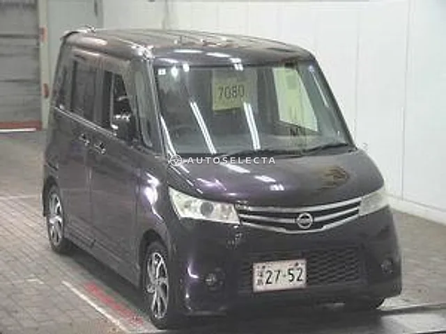 Nissan Roox 2010, auction grade 3.5