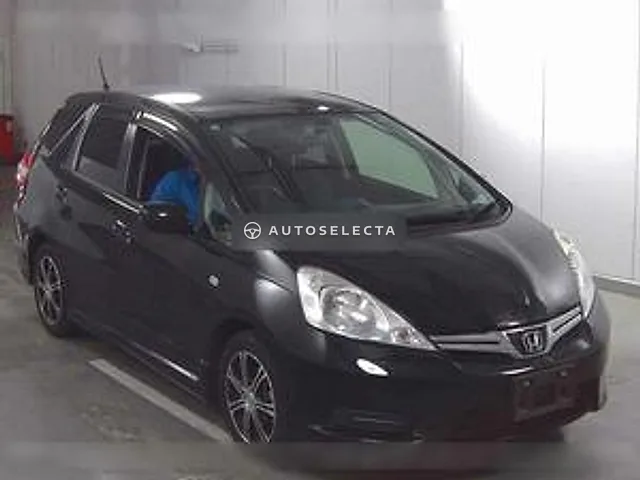 Honda Fit Shuttle 2011, auction grade R