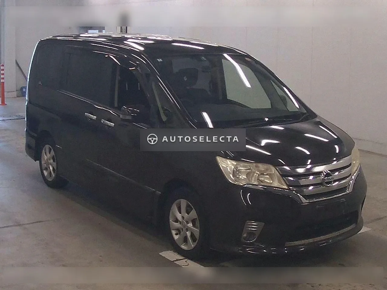 Nissan Serena 2012, photo 1 of 1