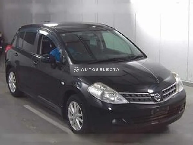 Nissan Tiida 2012