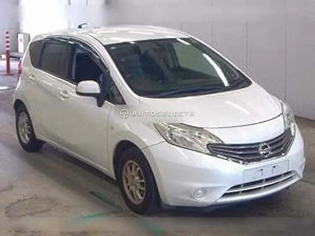 Nissan Note 2013, auction grade 3