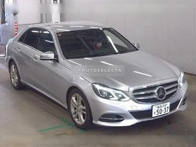 Mercedes-Benz E-Class 2016, photo 1 of 6