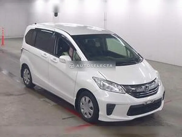 Honda Freed 2015, auction grade R