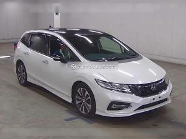 Honda Jade 2018, auction grade 3