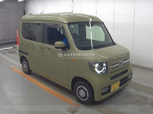 Honda N-VAN 2023, auction grade 4.5