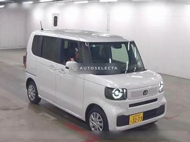 Honda N-BOX 2024, auction grade 5