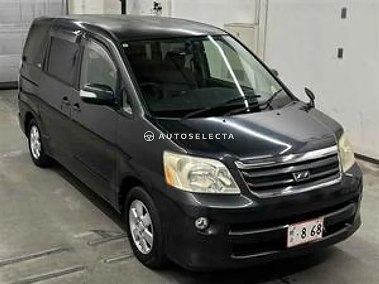 Toyota Noah 2005, photo 1 of 1