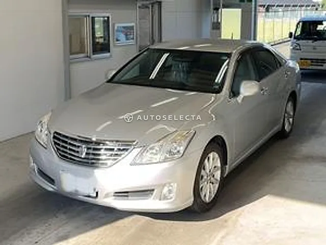 Toyota Crown 2009, auction grade 4