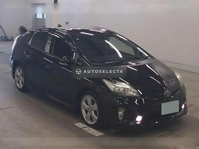 Toyota Prius 2013, auction grade 3.5