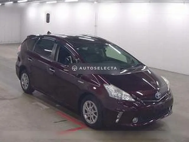 Toyota Prius Alpha 2014, auction grade 4.5
