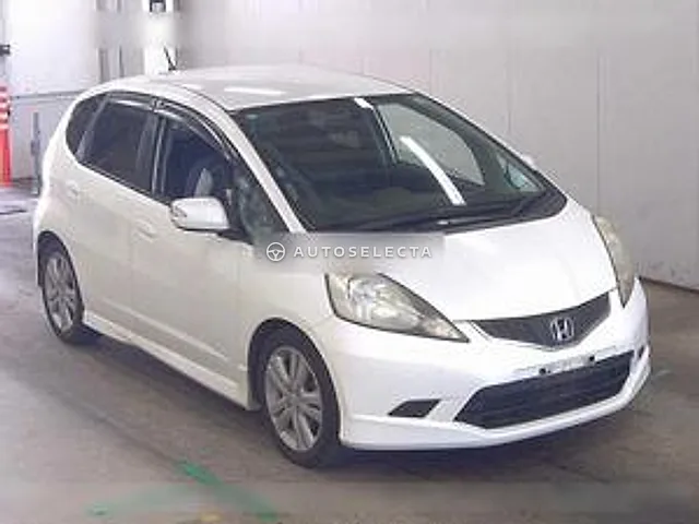 Honda Fit 2009, auction grade 3.5