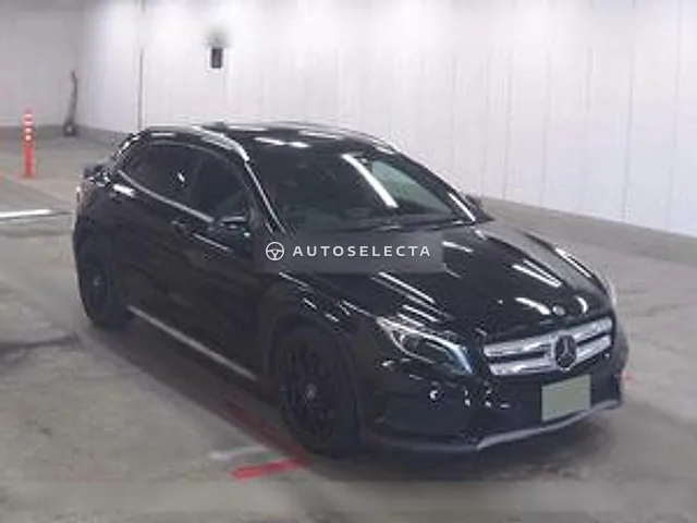Mercedes-Benz GLA-Class 2014, auction grade 4.5