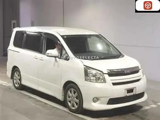 Toyota Noah 2010, auction grade 3.5