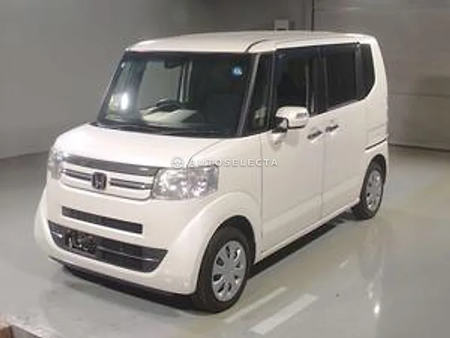 Honda N-BOX 2017, auction grade 4