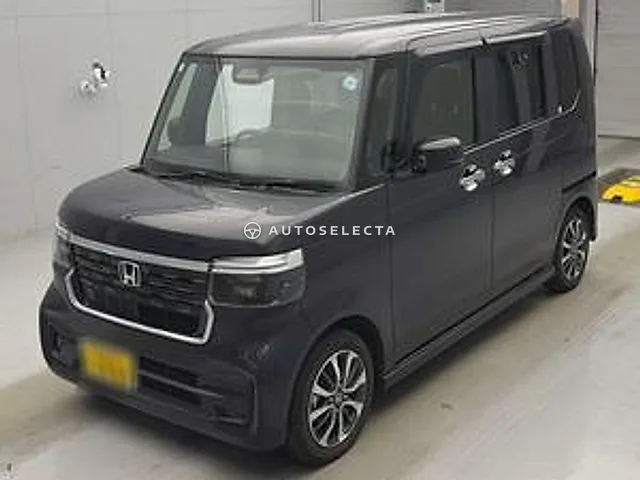 Honda N-BOX Custom 2024, auction grade 3.5