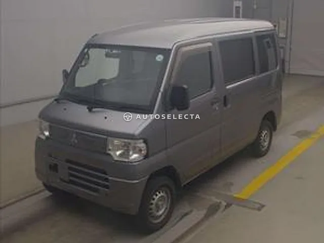 Mitsubishi Minicab MiEV 2012, auction grade R