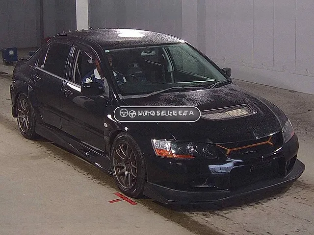 Mitsubishi Lancer Evolution 2003, auction grade R
