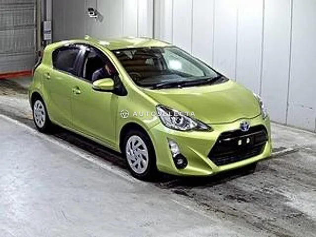 Toyota Aqua 2016, auction grade 3.5