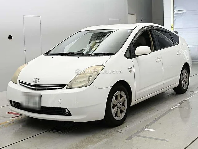 Toyota Prius 2006, auction grade RA