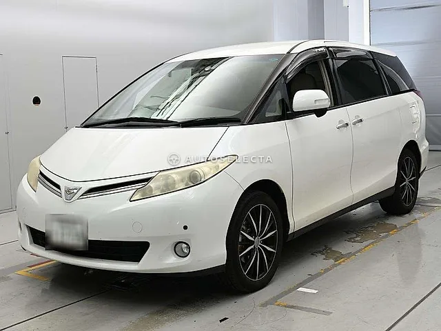 Toyota Estima 2009, auction grade RA
