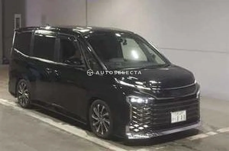 Toyota Noah 2022, photo 1 of 1