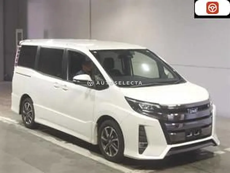 Toyota Noah 2017, photo 1 of 1