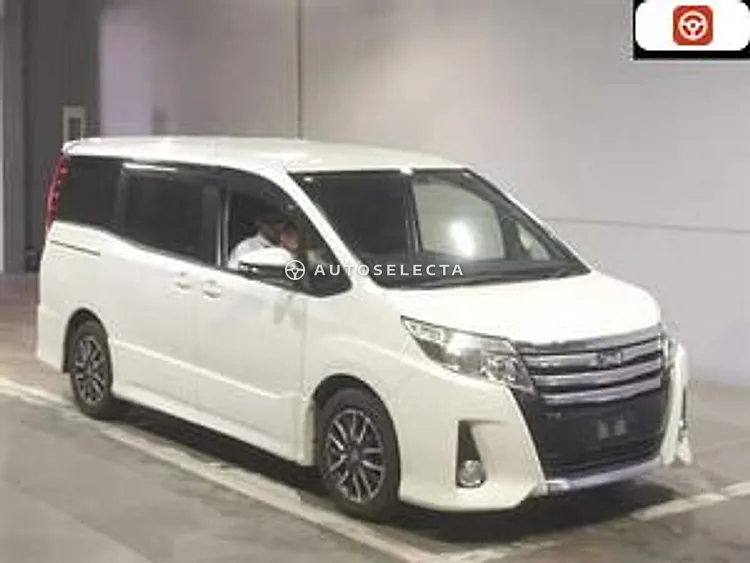 Toyota Noah 2014, photo 1 of 1