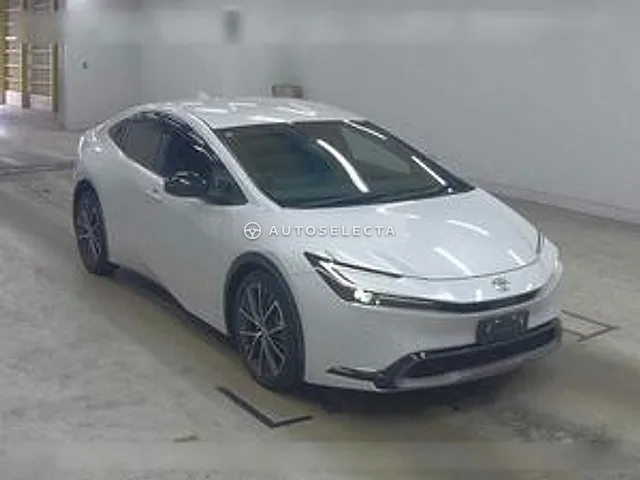 Toyota Prius 2023, auction grade 4.5