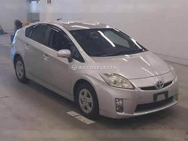 Toyota Prius 2012, auction grade 4