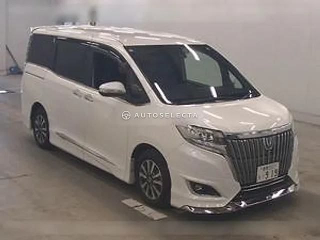 Toyota Esquire 2017, auction grade 4.5