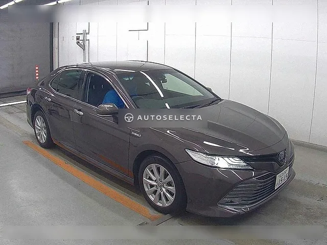 Toyota Camry 2017, auction grade 4