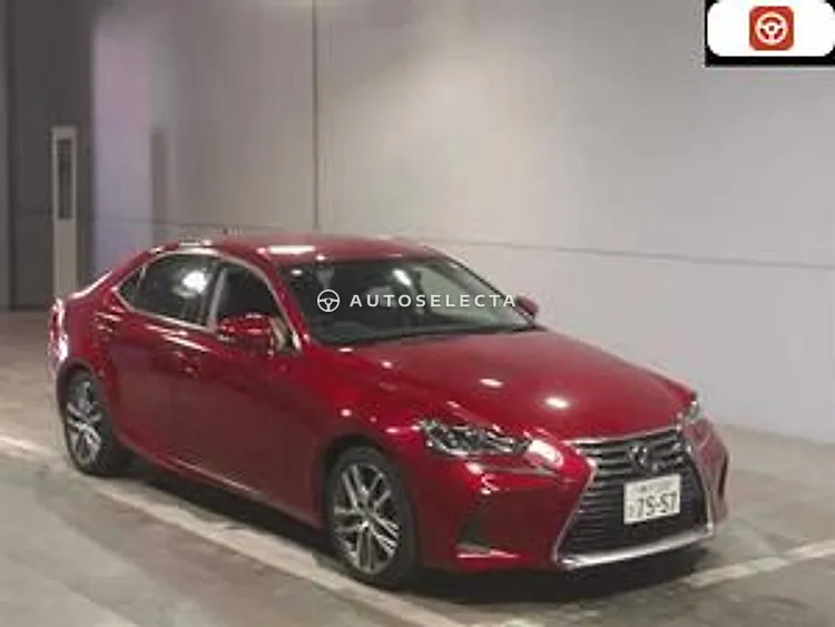 Lexus IS 2018, photo 1 of 1
