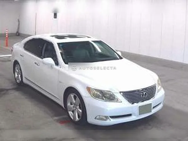 Lexus LS 2006, auction grade R