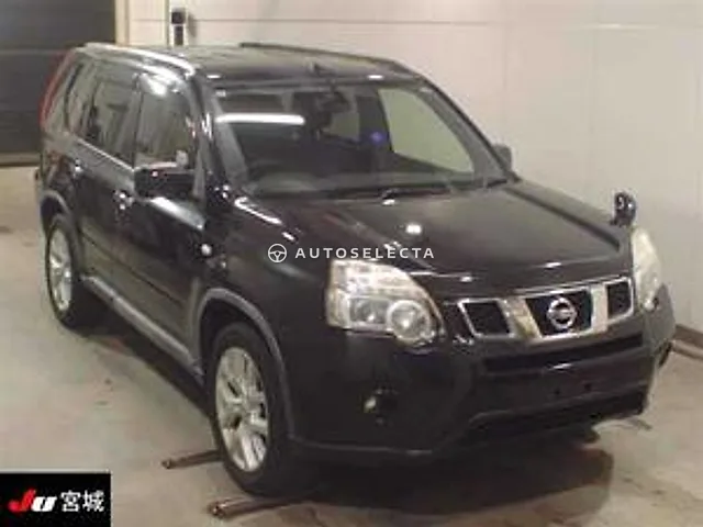Nissan X-Trail 2013, auction grade 4