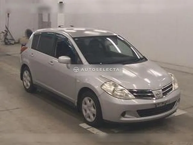 Nissan Tiida 2009, auction grade 3.5
